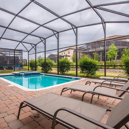 5 Bedroom in Champions Gate